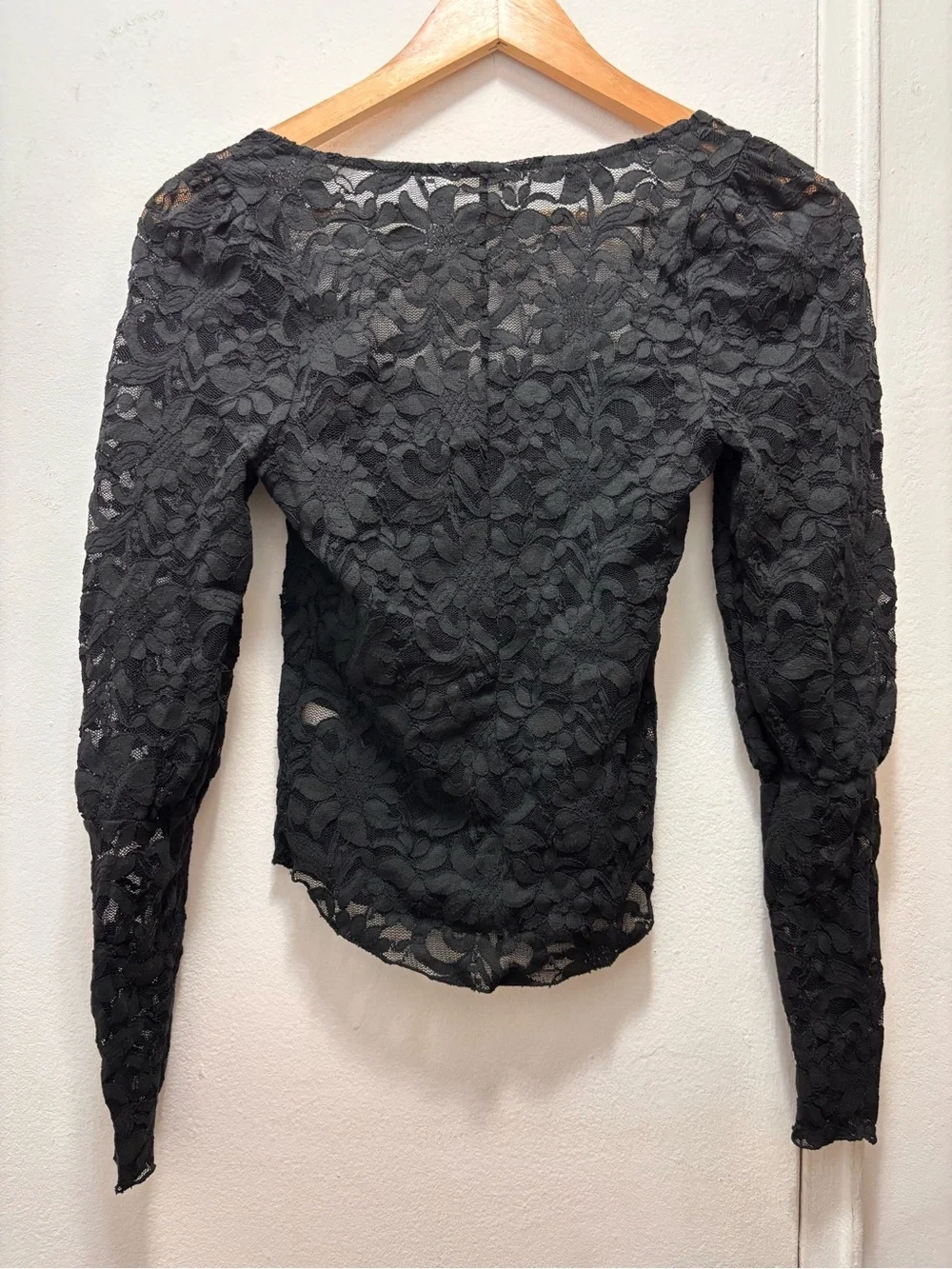 Free People details style